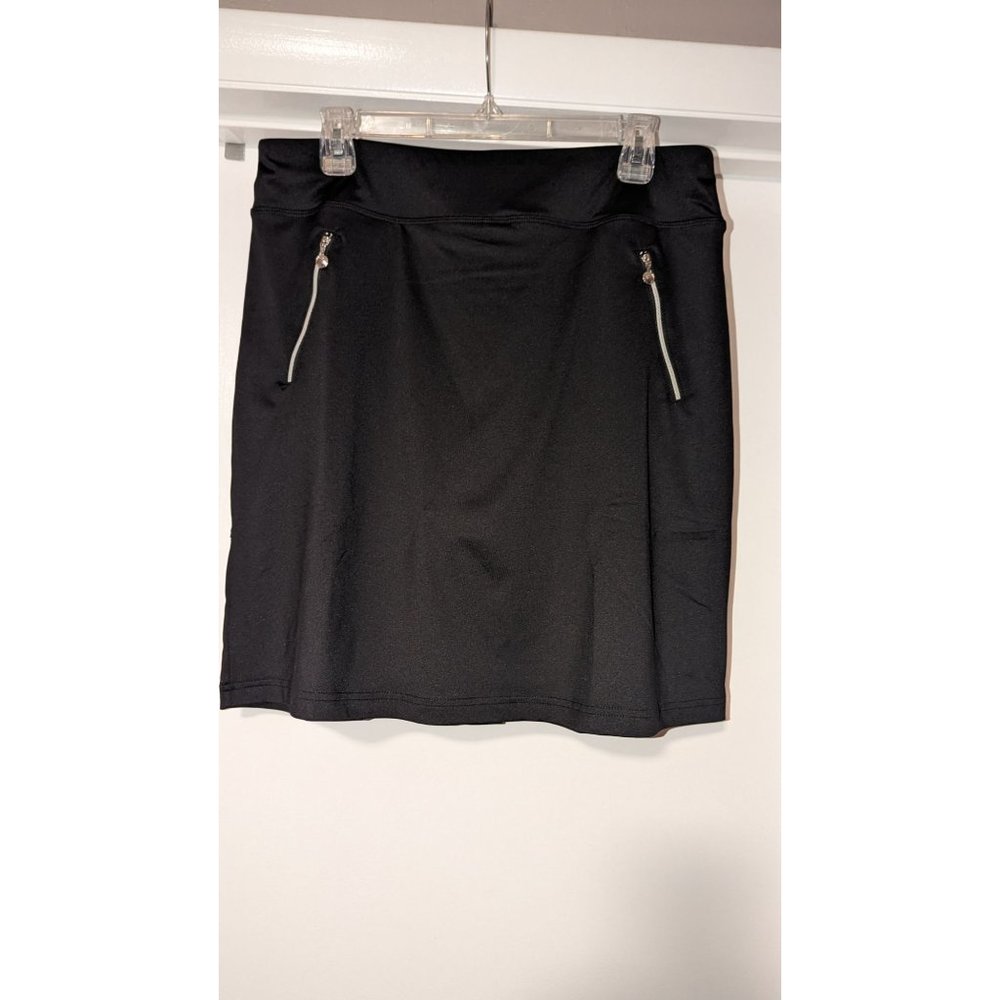 Daily Sportswear Sweden Sz L Golf skort black NWT